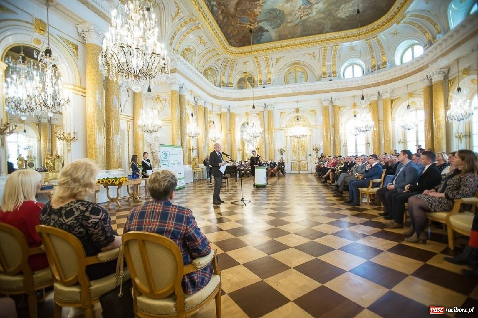 Zdjęcie w galerii na portalu naszraciborz.pl: Jeden z najlepszych nauczycieli w Polsce pracuje w Raciborzu wiadomości z regionu