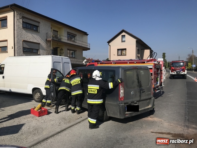 Zdjęcie w galerii na portalu naszraciborz.pl: Zderzenie samochodów dostawczych w Bieńkowicach  wiadomości z regionu