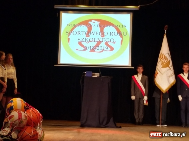 Zdjęcie w galerii na portalu naszraciborz.pl: Sport szkolny. Victoria Racibórz najlepszym klubem na Śląsku wiadomości z regionu