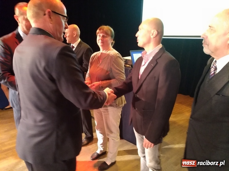 Zdjęcie w galerii na portalu naszraciborz.pl: Sport szkolny. Victoria Racibórz najlepszym klubem na Śląsku wiadomości z regionu