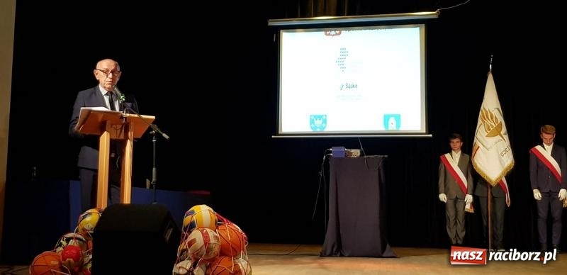 Zdjęcie w galerii na portalu naszraciborz.pl: Sport szkolny. Victoria Racibórz najlepszym klubem na Śląsku wiadomości z regionu