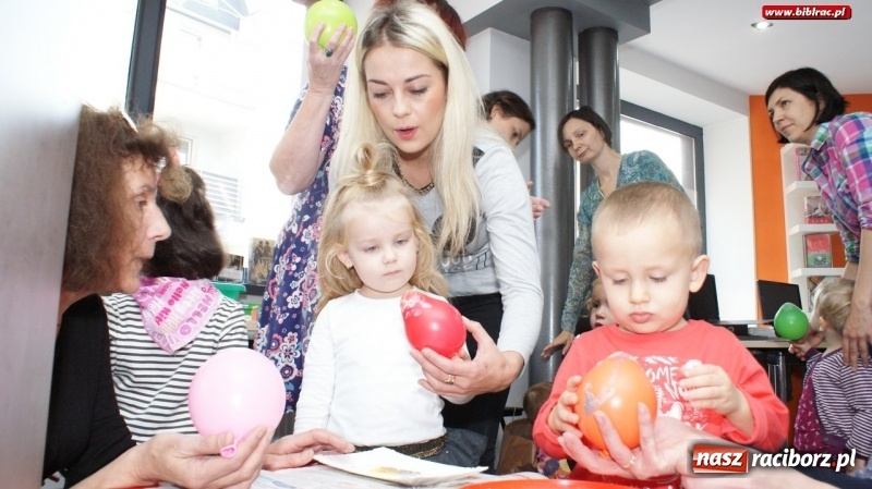 Zdjęcie w galerii na portalu naszraciborz.pl: Biblioteka na Ostrogu. Dla każdego coś ciekawego wiadomości z regionu
