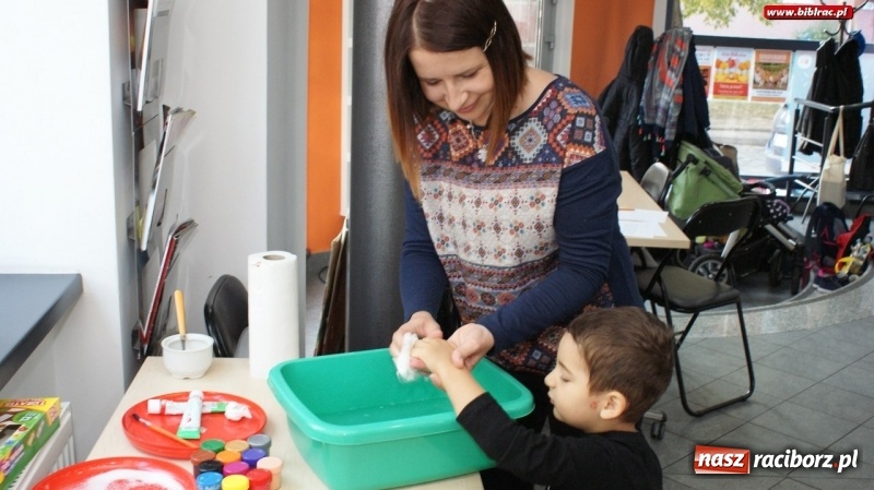 Zdjęcie w galerii na portalu naszraciborz.pl: Biblioteka na Ostrogu. Dla każdego coś ciekawego wiadomości z regionu