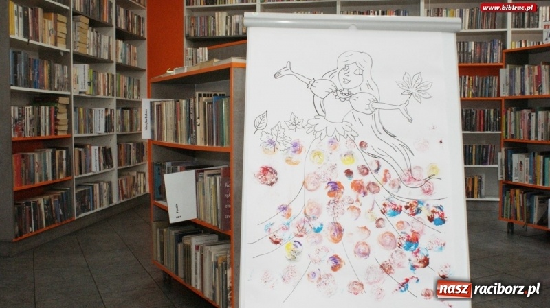 Zdjęcie w galerii na portalu naszraciborz.pl: Biblioteka na Ostrogu. Dla każdego coś ciekawego wiadomości z regionu