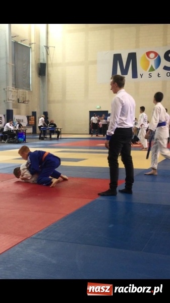 Zdjęcie w galerii na portalu naszraciborz.pl: Łamatorzy na podium w Mysłowicach wiadomości z regionu