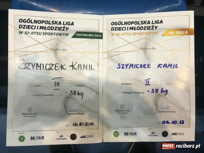 Zdjęcie w galerii na portalu naszraciborz.pl: Łamatorzy na podium w Mysłowicach wiadomości z regionu