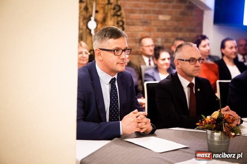 Zdjęcie w galerii na portalu naszraciborz.pl: Kandydaci do rady powiatu z KWW RAZEM DLA ZIEMI RACIBORSKIEJ. Program Powiat 5.0 wiadomości z regionu