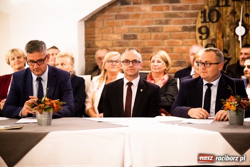 Zdjęcie w galerii na portalu naszraciborz.pl: Kandydaci do rady powiatu z KWW RAZEM DLA ZIEMI RACIBORSKIEJ. Program Powiat 5.0 wiadomości z regionu