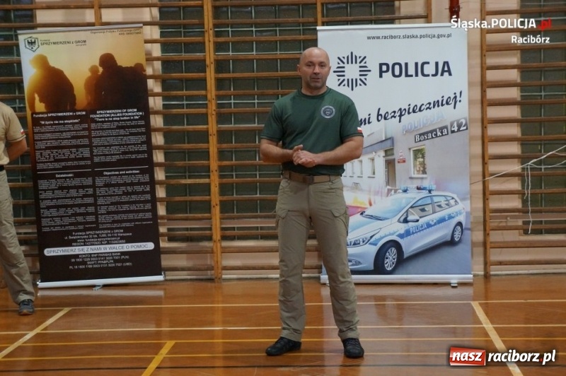 Zdjęcie w galerii na portalu naszraciborz.pl: Rozpoczęła się kolejna edycja kursu samoobrony dla kobiet wiadomości z regionu