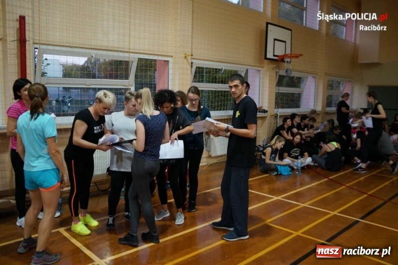 Zdjęcie w galerii na portalu naszraciborz.pl: Rozpoczęła się kolejna edycja kursu samoobrony dla kobiet wiadomości z regionu