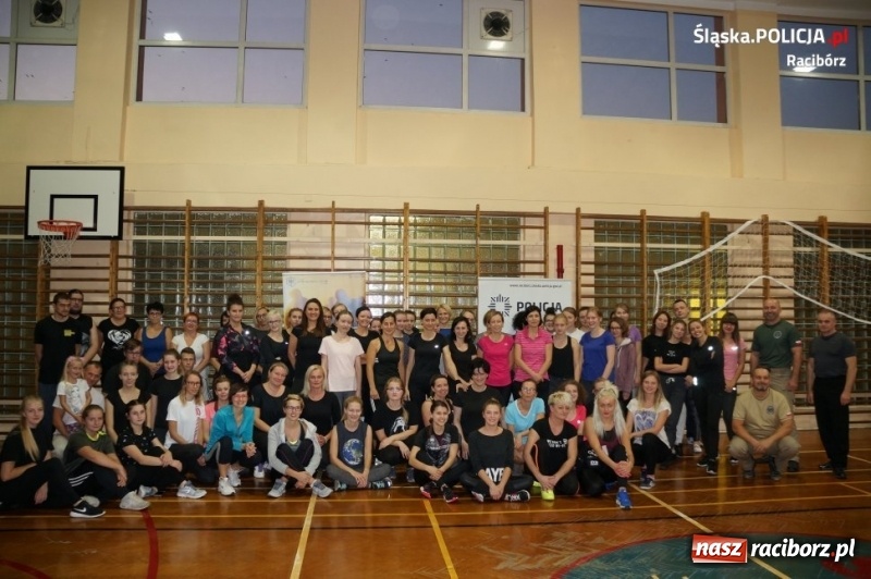 Zdjęcie w galerii na portalu naszraciborz.pl: Rozpoczęła się kolejna edycja kursu samoobrony dla kobiet wiadomości z regionu