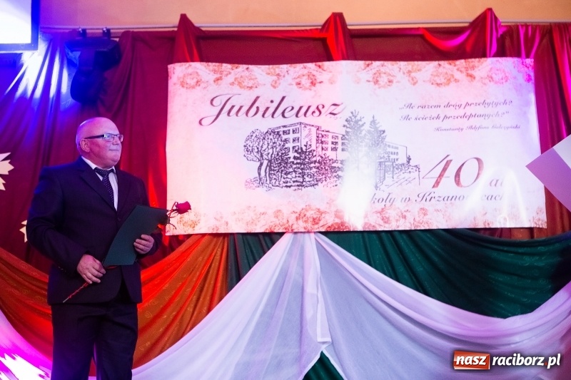 Zdjęcie w galerii na portalu naszraciborz.pl: Szkoła w Krzanowicach ma już 40 lat  wiadomości z regionu