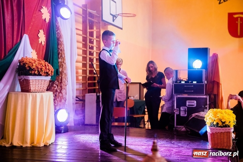 Zdjęcie w galerii na portalu naszraciborz.pl: Szkoła w Krzanowicach ma już 40 lat  wiadomości z regionu