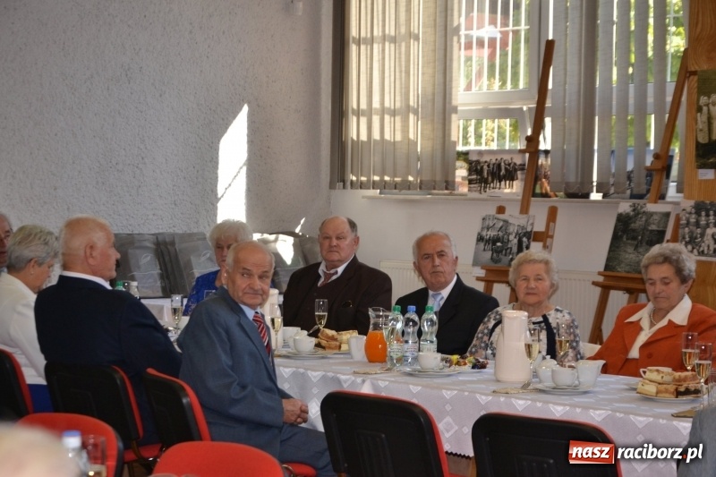 Zdjęcie w galerii na portalu naszraciborz.pl: Tyle razem dróg przebytych. Złote Gody w Krzyżanowicach wiadomości z regionu