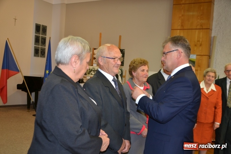 Zdjęcie w galerii na portalu naszraciborz.pl: Tyle razem dróg przebytych. Złote Gody w Krzyżanowicach wiadomości z regionu