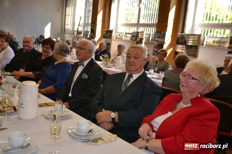 Zdjęcie w galerii na portalu naszraciborz.pl: Tyle razem dróg przebytych. Złote Gody w Krzyżanowicach wiadomości z regionu