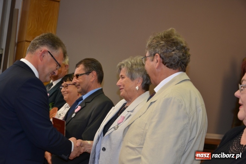 Zdjęcie w galerii na portalu naszraciborz.pl: Tyle razem dróg przebytych. Złote Gody w Krzyżanowicach wiadomości z regionu