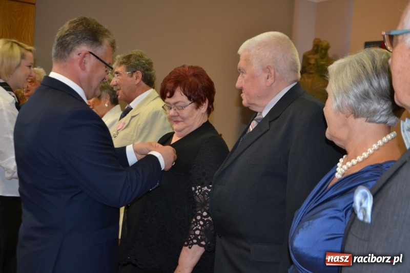 Zdjęcie w galerii na portalu naszraciborz.pl: Tyle razem dróg przebytych. Złote Gody w Krzyżanowicach wiadomości z regionu