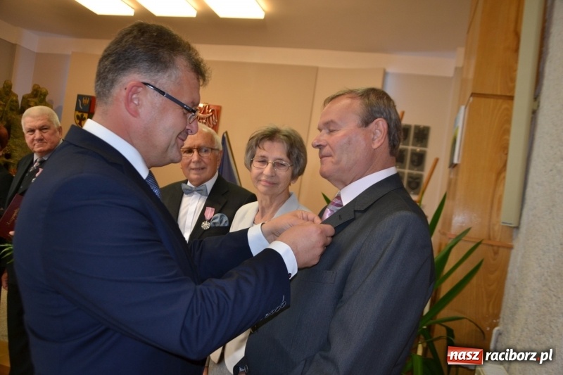 Zdjęcie w galerii na portalu naszraciborz.pl: Tyle razem dróg przebytych. Złote Gody w Krzyżanowicach wiadomości z regionu