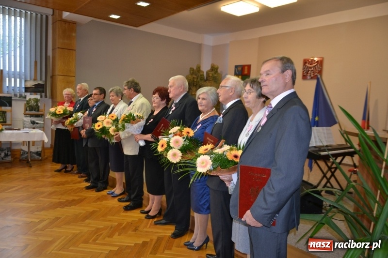 Zdjęcie w galerii na portalu naszraciborz.pl: Tyle razem dróg przebytych. Złote Gody w Krzyżanowicach wiadomości z regionu