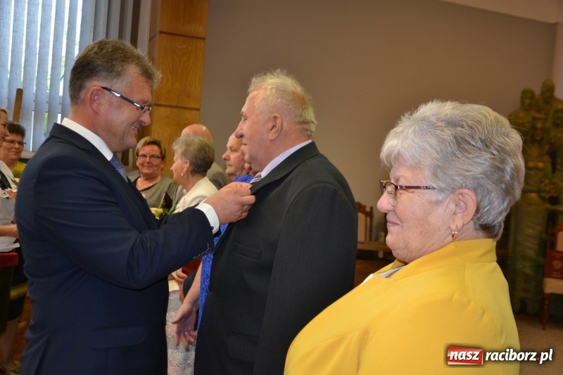 Zdjęcie w galerii na portalu naszraciborz.pl: Tyle razem dróg przebytych. Złote Gody w Krzyżanowicach wiadomości z regionu