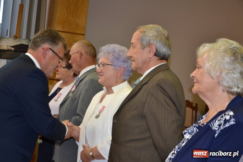 Zdjęcie w galerii na portalu naszraciborz.pl: Tyle razem dróg przebytych. Złote Gody w Krzyżanowicach wiadomości z regionu