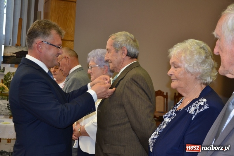 Zdjęcie w galerii na portalu naszraciborz.pl: Tyle razem dróg przebytych. Złote Gody w Krzyżanowicach wiadomości z regionu