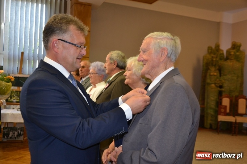 Zdjęcie w galerii na portalu naszraciborz.pl: Tyle razem dróg przebytych. Złote Gody w Krzyżanowicach wiadomości z regionu