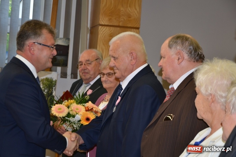 Zdjęcie w galerii na portalu naszraciborz.pl: Tyle razem dróg przebytych. Złote Gody w Krzyżanowicach wiadomości z regionu