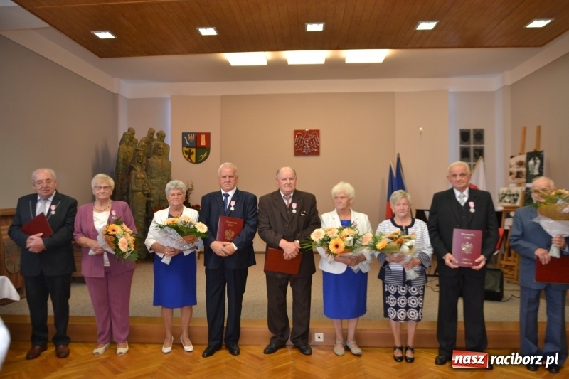 Zdjęcie w galerii na portalu naszraciborz.pl: Tyle razem dróg przebytych. Złote Gody w Krzyżanowicach wiadomości z regionu