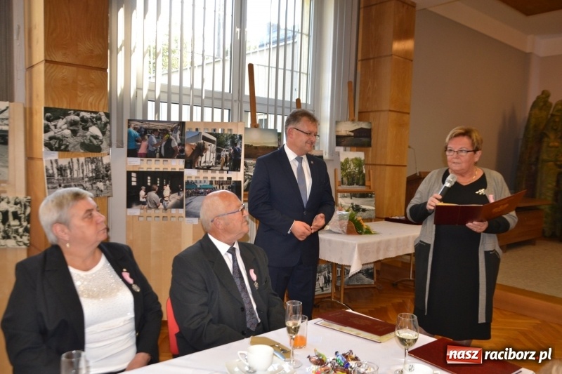 Zdjęcie w galerii na portalu naszraciborz.pl: Tyle razem dróg przebytych. Złote Gody w Krzyżanowicach wiadomości z regionu