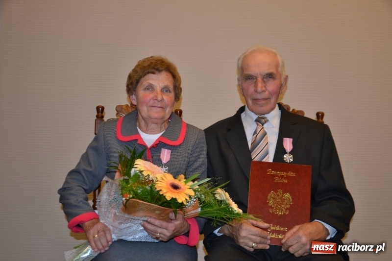 Zdjęcie w galerii na portalu naszraciborz.pl: Tyle razem dróg przebytych. Złote Gody w Krzyżanowicach wiadomości z regionu