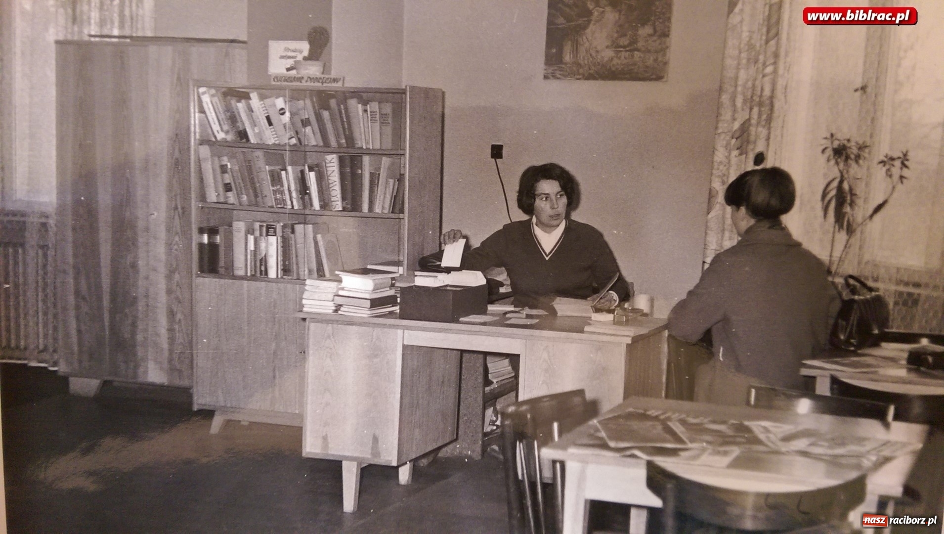 Zdjęcie w galerii na portalu naszraciborz.pl: Czytelnie pękały dawniej w szwach. Historyczny spacer po raciborskich bibliotekach  wiadomości z regionu