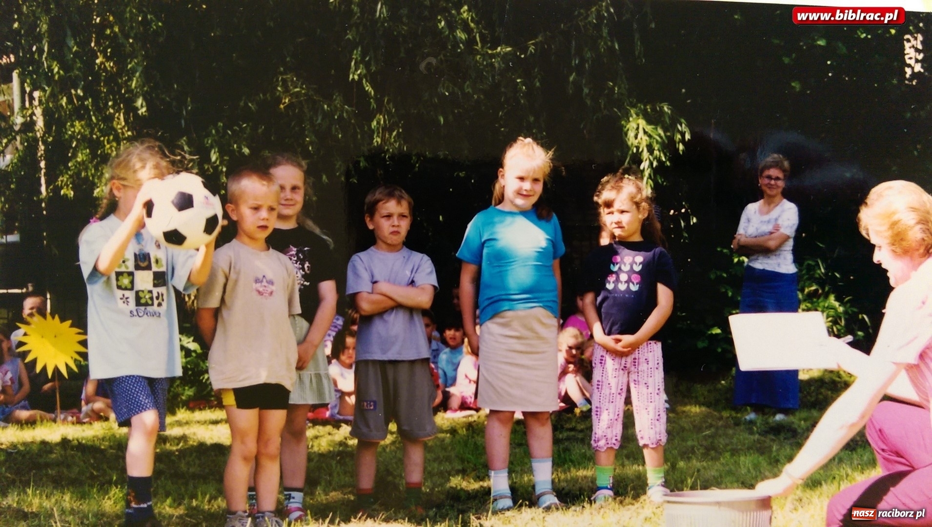 Zdjęcie w galerii na portalu naszraciborz.pl: Czytelnie pękały dawniej w szwach. Historyczny spacer po raciborskich bibliotekach  wiadomości z regionu