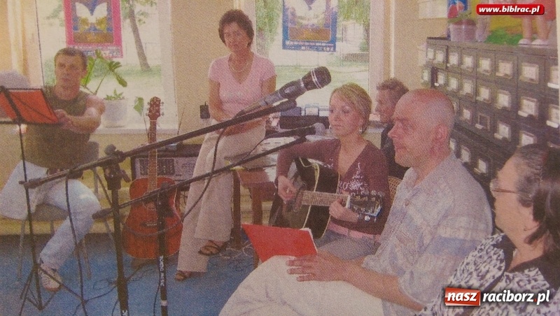 Zdjęcie w galerii na portalu naszraciborz.pl: Czytelnie pękały dawniej w szwach. Historyczny spacer po raciborskich bibliotekach  wiadomości z regionu
