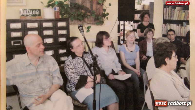 Zdjęcie w galerii na portalu naszraciborz.pl: Czytelnie pękały dawniej w szwach. Historyczny spacer po raciborskich bibliotekach  wiadomości z regionu