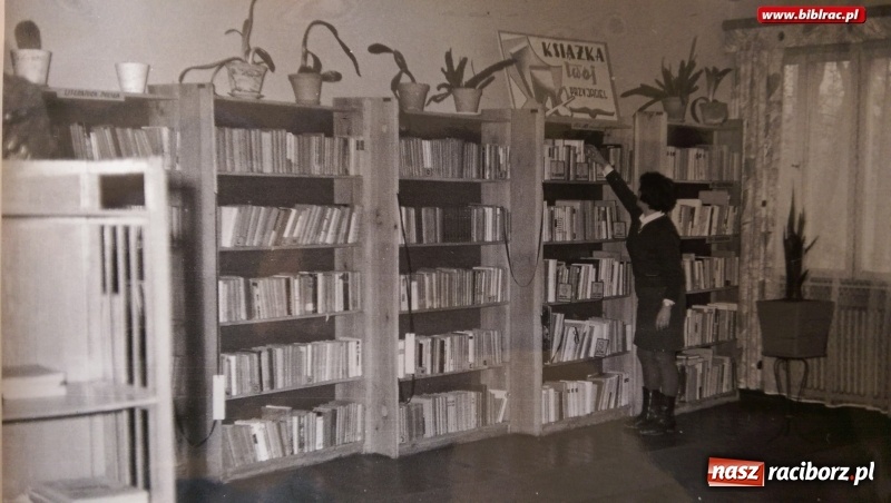 Zdjęcie w galerii na portalu naszraciborz.pl: Czytelnie pękały dawniej w szwach. Historyczny spacer po raciborskich bibliotekach  wiadomości z regionu