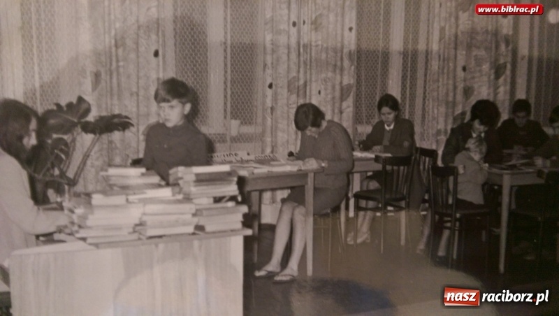 Zdjęcie w galerii na portalu naszraciborz.pl: Czytelnie pękały dawniej w szwach. Historyczny spacer po raciborskich bibliotekach  wiadomości z regionu