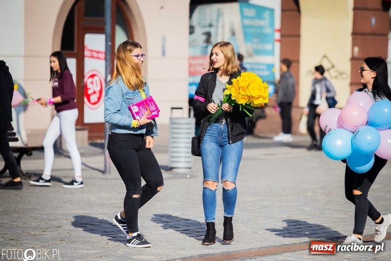 Zdjęcie w galerii na portalu naszraciborz.pl: XIX Raciborski Marsz Nadziei przeszedł ulicami miasta VIDEO wiadomości z regionu