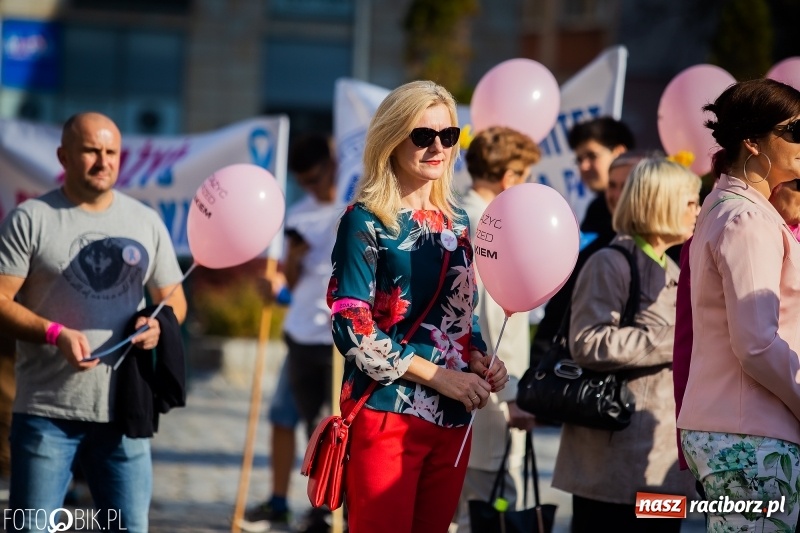 Zdjęcie w galerii na portalu naszraciborz.pl: XIX Raciborski Marsz Nadziei przeszedł ulicami miasta VIDEO wiadomości z regionu