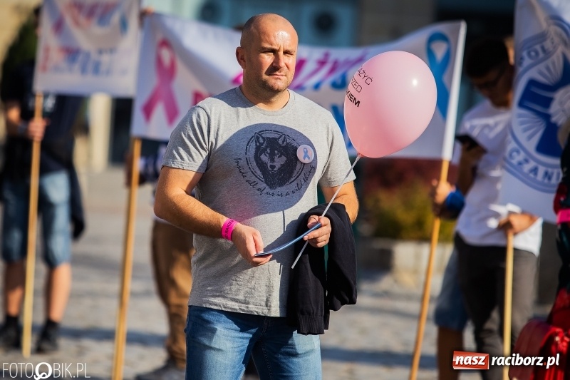 Zdjęcie w galerii na portalu naszraciborz.pl: XIX Raciborski Marsz Nadziei przeszedł ulicami miasta VIDEO wiadomości z regionu