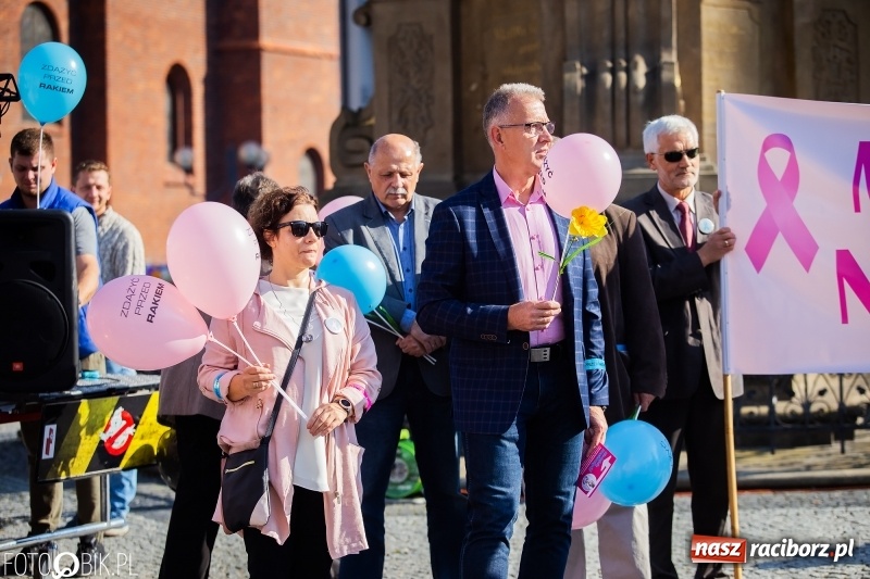 Zdjęcie w galerii na portalu naszraciborz.pl: XIX Raciborski Marsz Nadziei przeszedł ulicami miasta VIDEO wiadomości z regionu