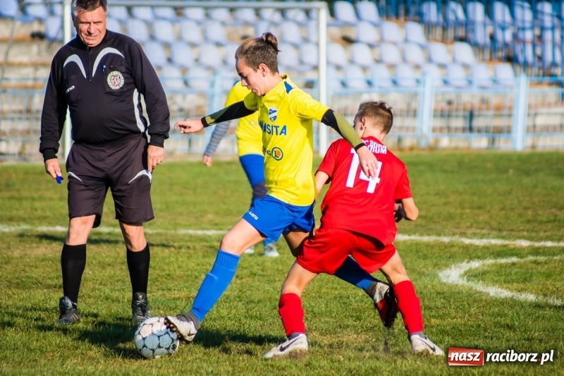 Zdjęcie w galerii na portalu naszraciborz.pl: Unia – Odra Centrum: Sprawiedliwy remis przy Srebrnej wiadomości z regionu