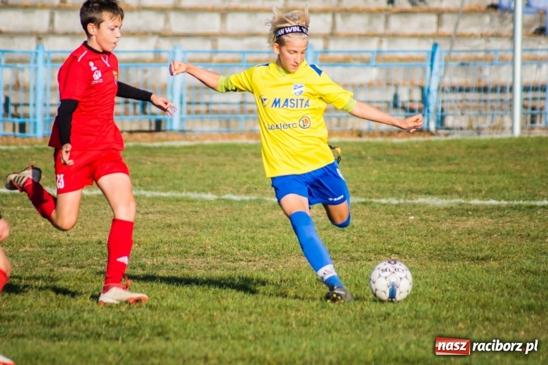 Zdjęcie w galerii na portalu naszraciborz.pl: Unia – Odra Centrum: Sprawiedliwy remis przy Srebrnej wiadomości z regionu