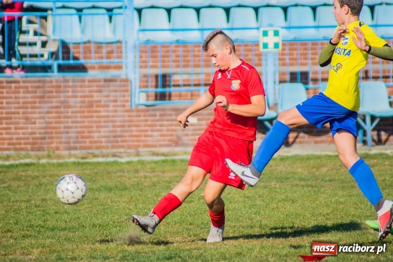 Zdjęcie w galerii na portalu naszraciborz.pl: Unia – Odra Centrum: Sprawiedliwy remis przy Srebrnej wiadomości z regionu