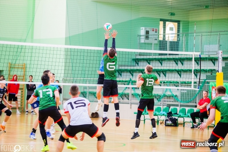 Zdjęcie w galerii na portalu naszraciborz.pl: Nierówna forma AZS Rafako. Górnik Radlin zwycięski wiadomości z regionu