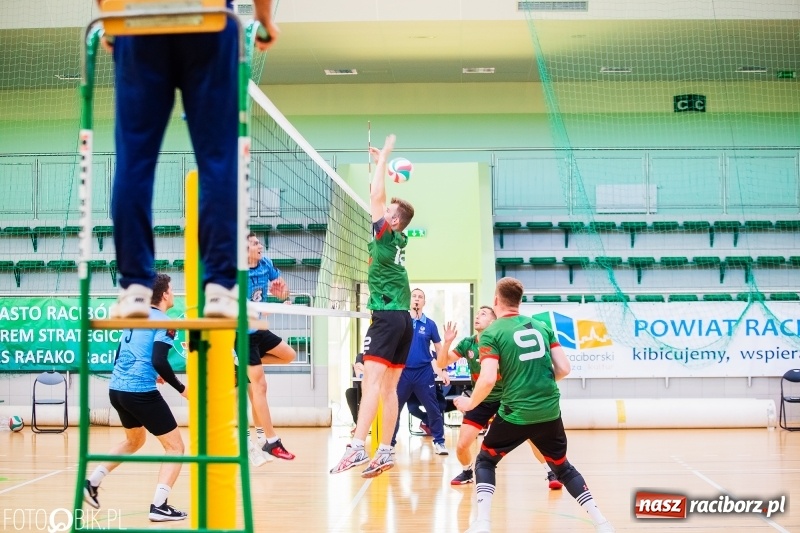 Zdjęcie w galerii na portalu naszraciborz.pl: Nierówna forma AZS Rafako. Górnik Radlin zwycięski wiadomości z regionu