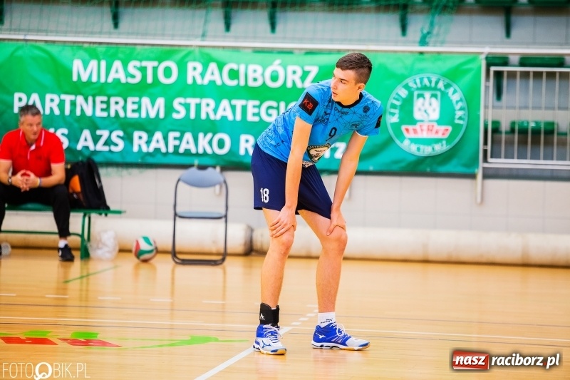 Zdjęcie w galerii na portalu naszraciborz.pl: Nierówna forma AZS Rafako. Górnik Radlin zwycięski wiadomości z regionu