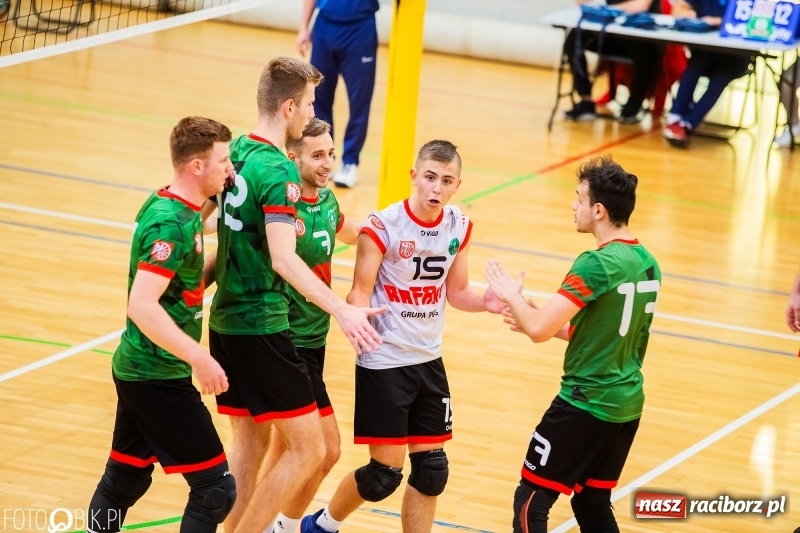 Zdjęcie w galerii na portalu naszraciborz.pl: Nierówna forma AZS Rafako. Górnik Radlin zwycięski wiadomości z regionu