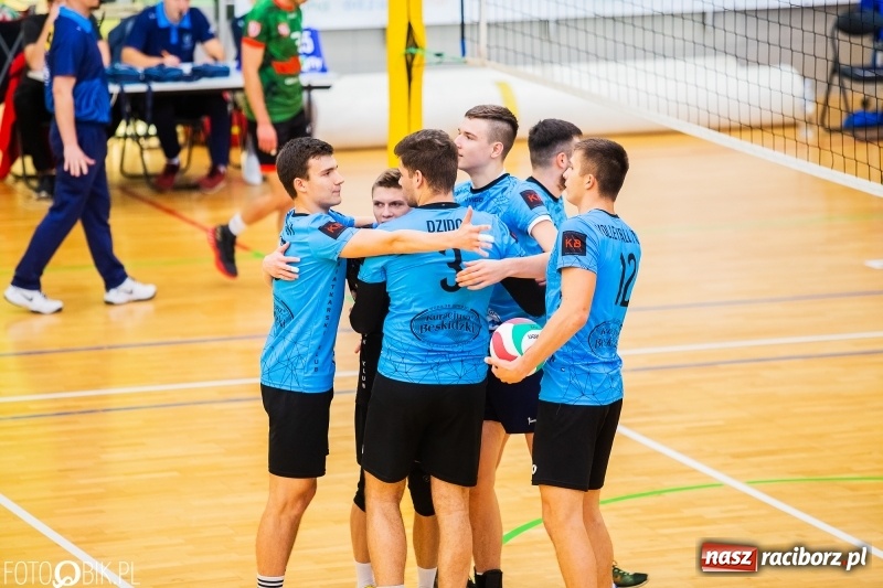 Zdjęcie w galerii na portalu naszraciborz.pl: Nierówna forma AZS Rafako. Górnik Radlin zwycięski wiadomości z regionu